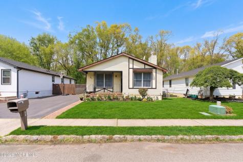 27 Brookview Lane Manalapan NJ 07726