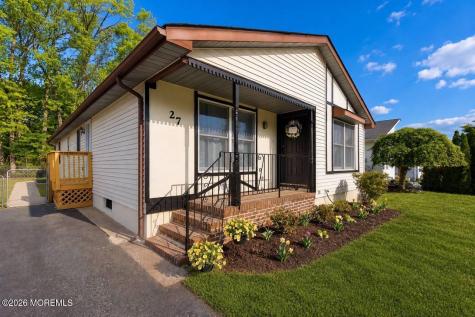 27 Brookview Lane Manalapan NJ 07726