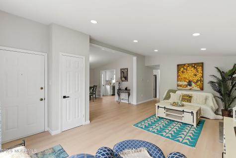 27 Brookview Lane Manalapan NJ 07726