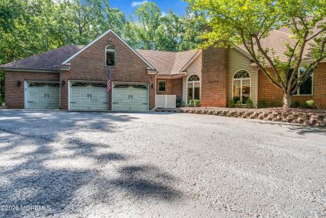 13 Fox Hill Drive Millstone NJ 08535