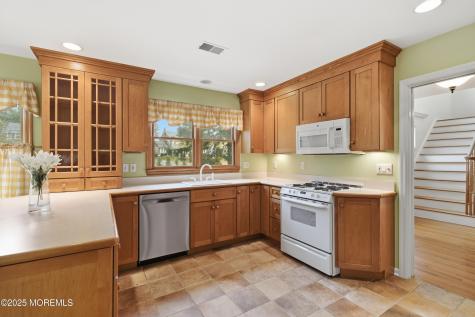 712 Sycamore Avenue Tinton Falls NJ 07701