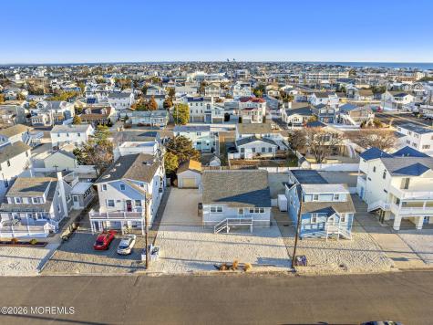 213 13th Street Ship Bottom NJ 08008