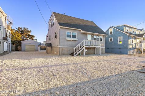 213 13th Street Ship Bottom NJ 08008