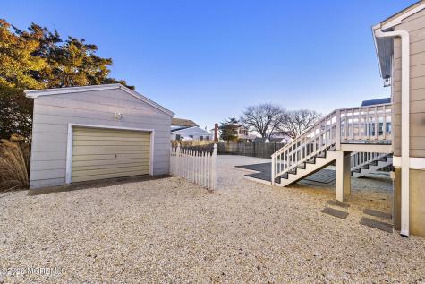 213 13th Street Ship Bottom NJ 08008