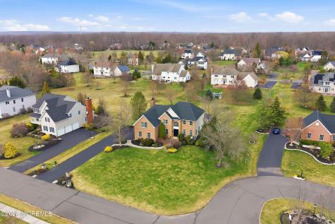 14 Barnyard Court Plainsboro NJ 08536