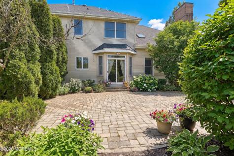 14 Barnyard Court Plainsboro NJ 08536