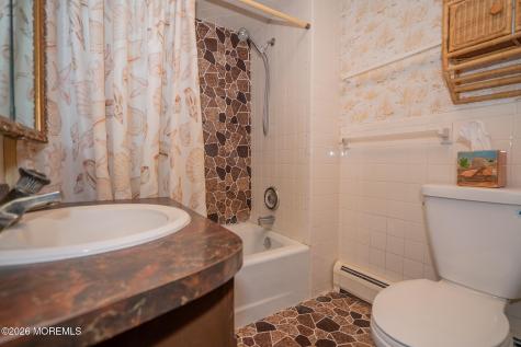 540 E Cape May Avenue Ocean Gate NJ 08740