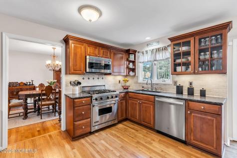 211 Yale Drive Lincroft NJ 07738