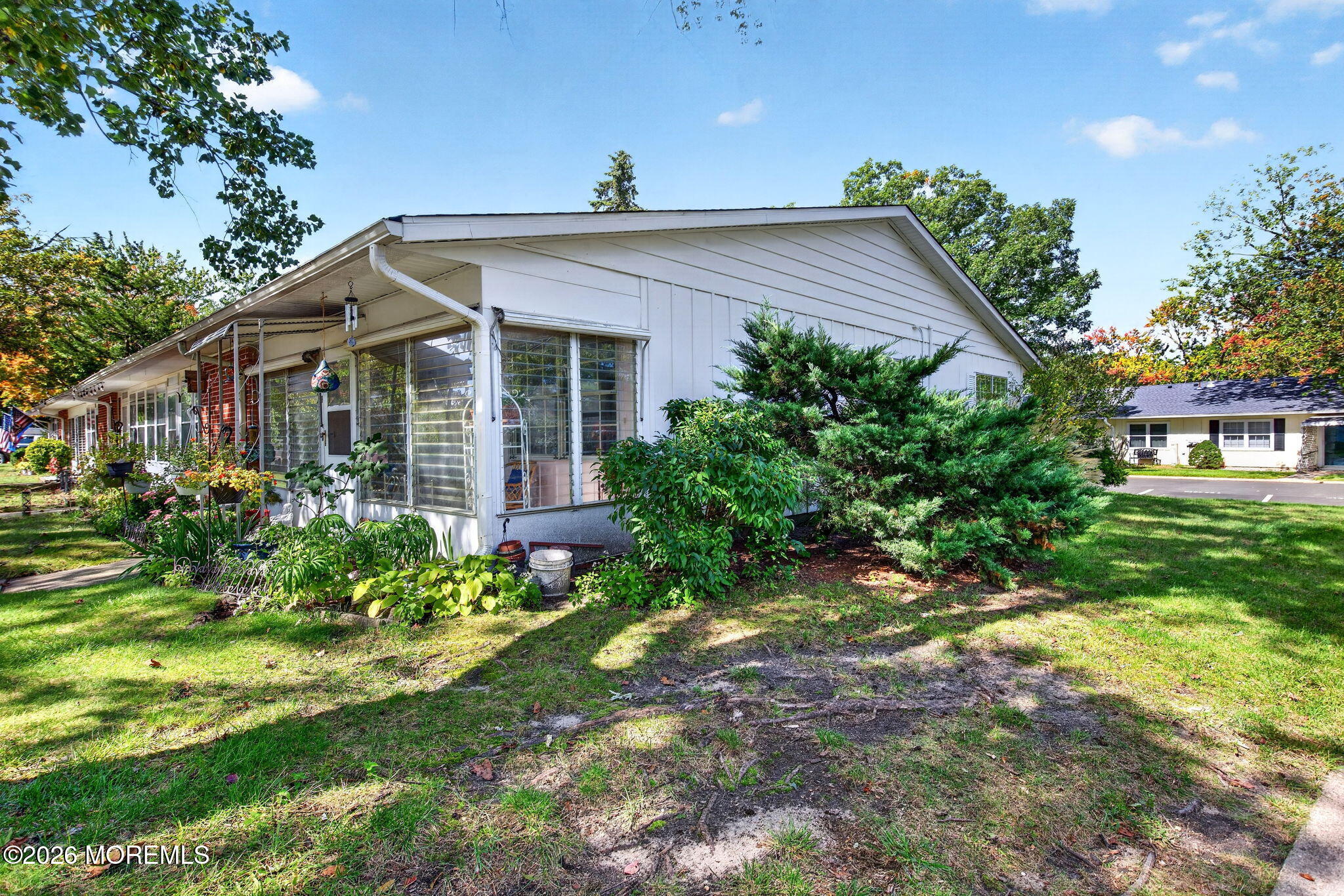102 Edinburgh Lane Lakewood NJ 08701