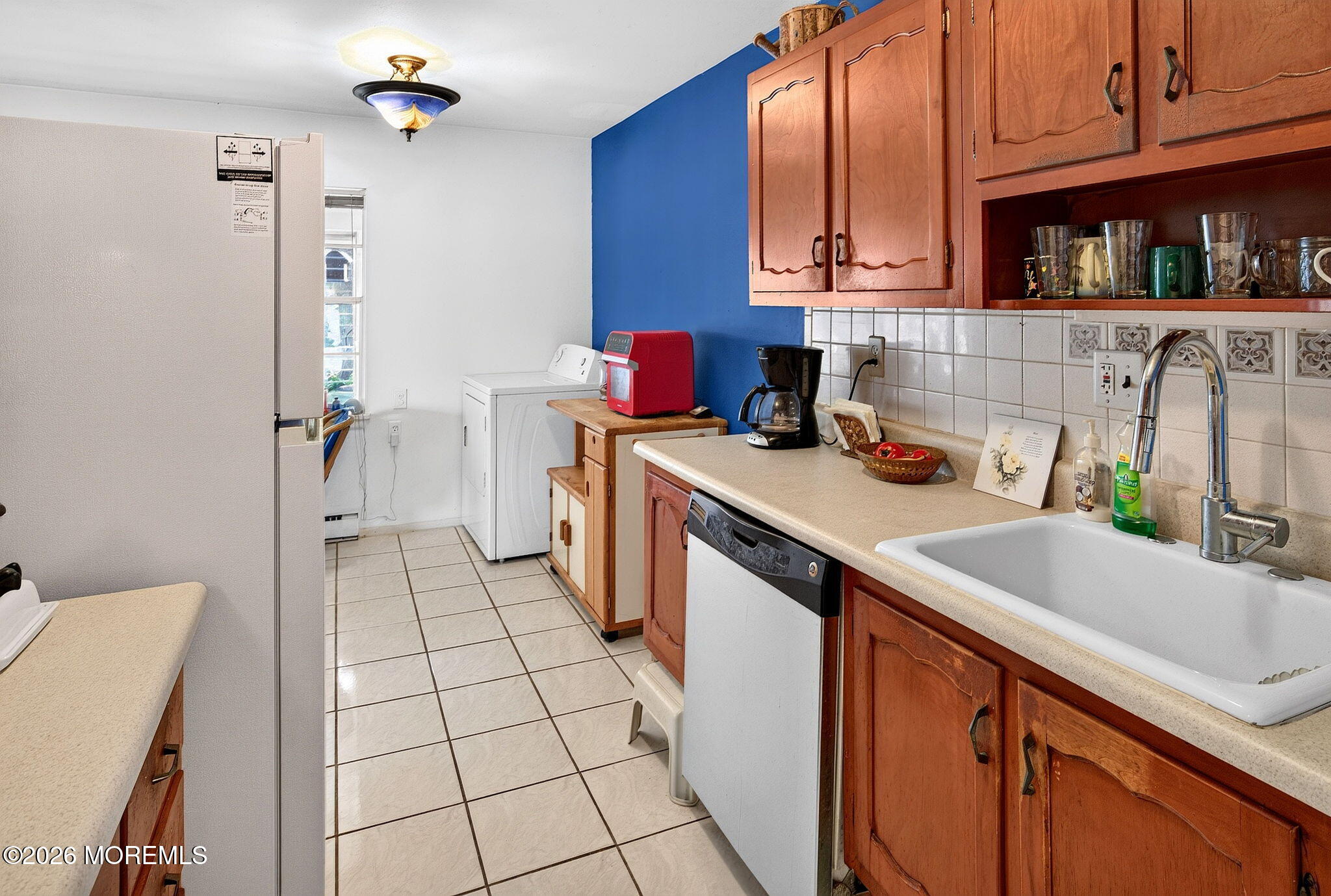 102 Edinburgh Lane Lakewood NJ 08701