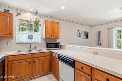 148 Morning Glory Lane Whiting NJ 08759
