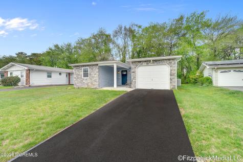 35 Markham Road Brick NJ 08724