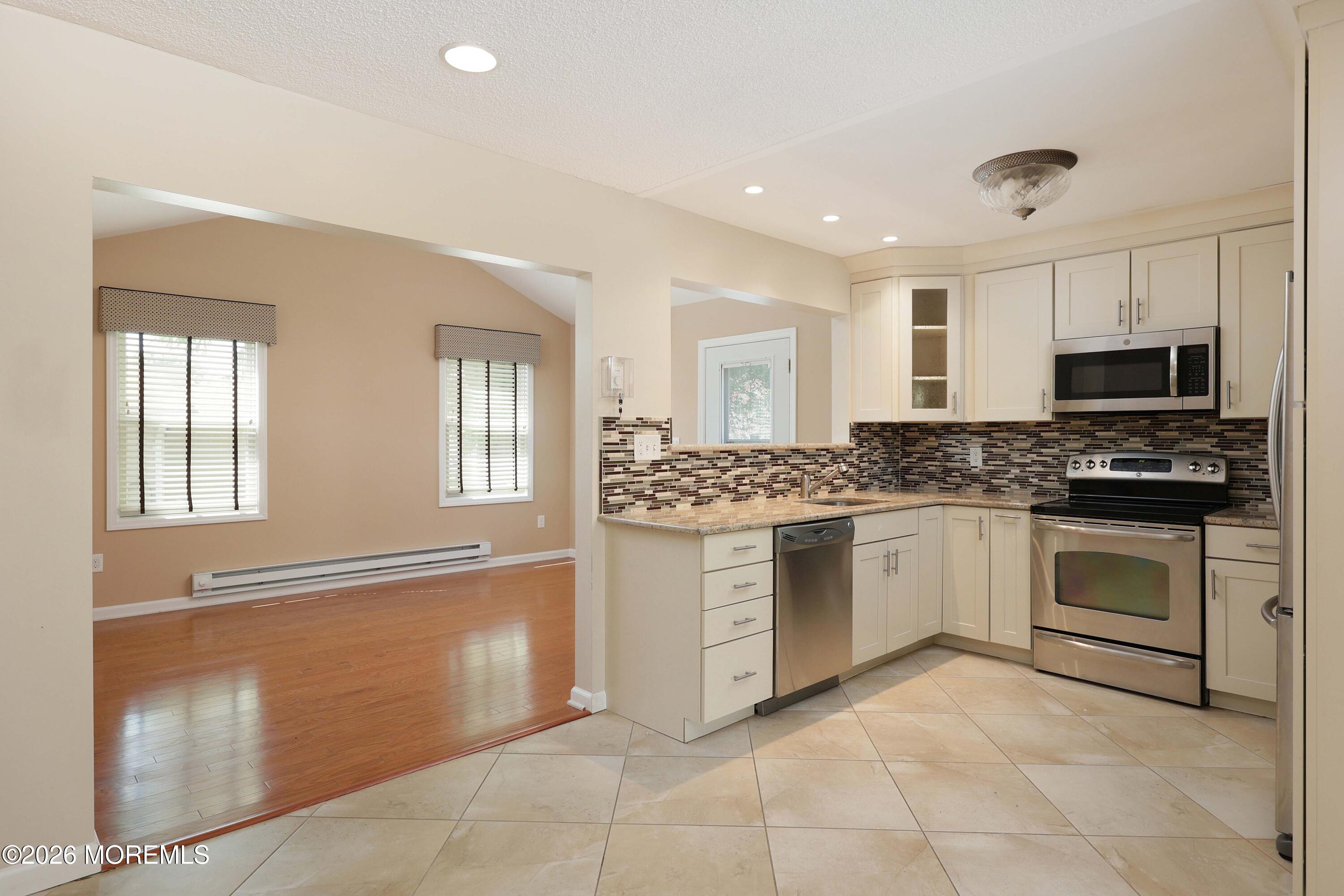 362 Union Drive Monroe NJ 08831