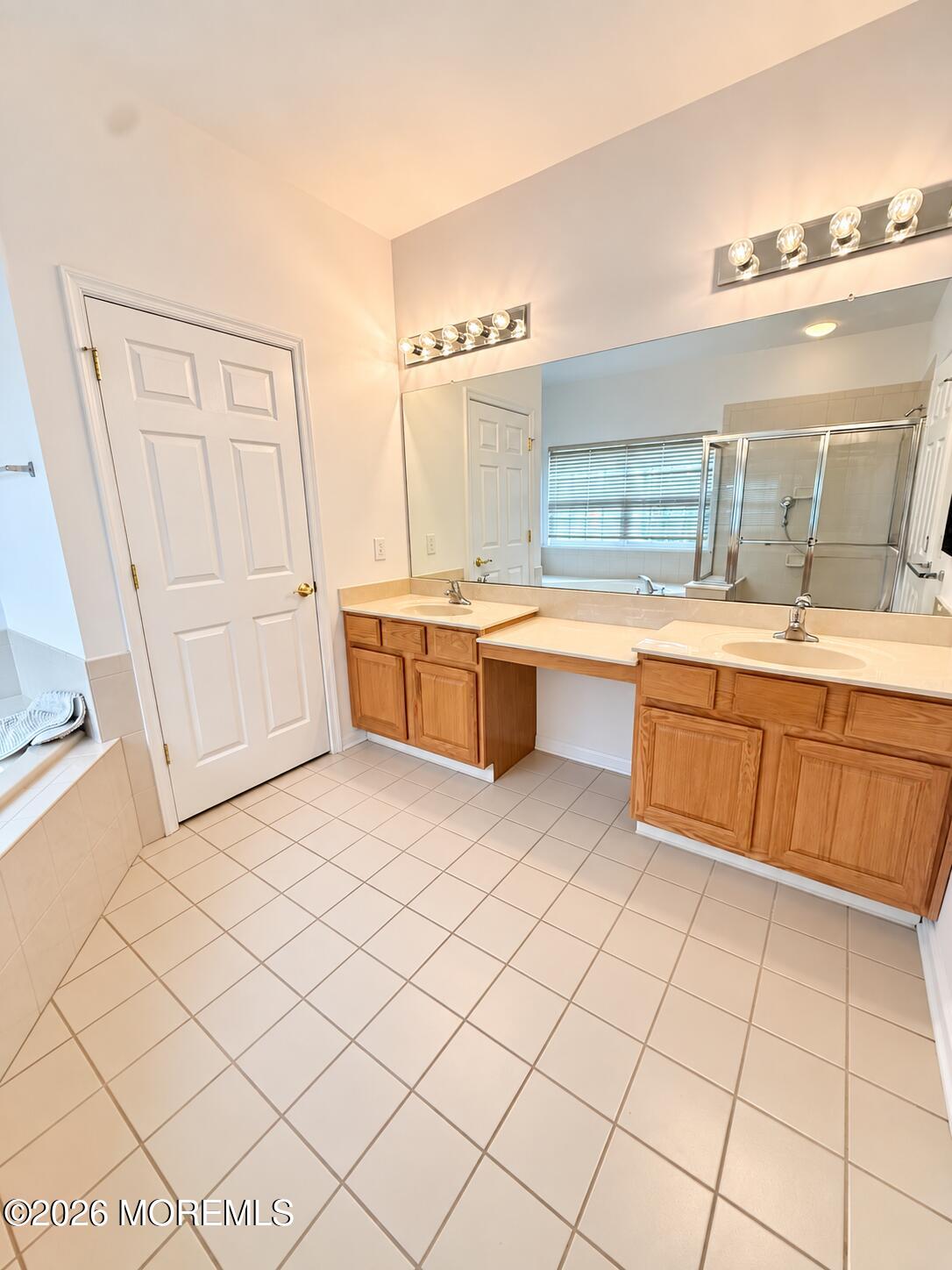 274 Valencia Drive Monroe NJ 08831