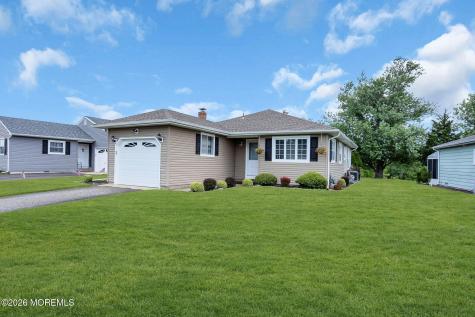 212 Harrington Drive N Berkeley NJ 08721