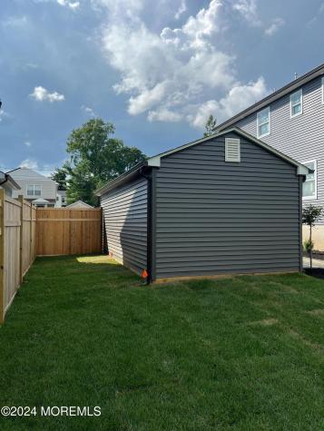 418 Glenmary Avenue Leonardo NJ 07737
