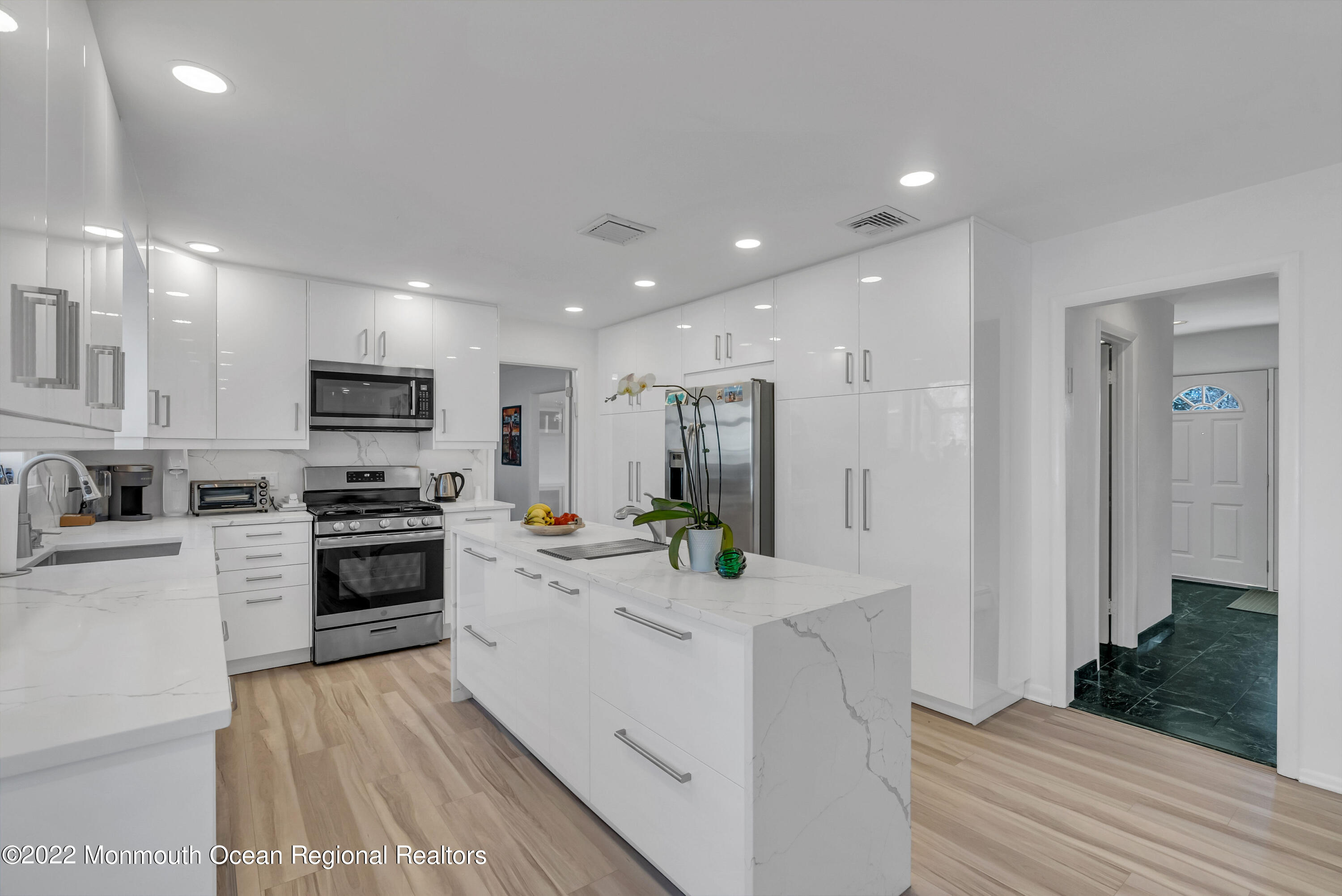 403 Deal Road Oakhurst NJ 07755
