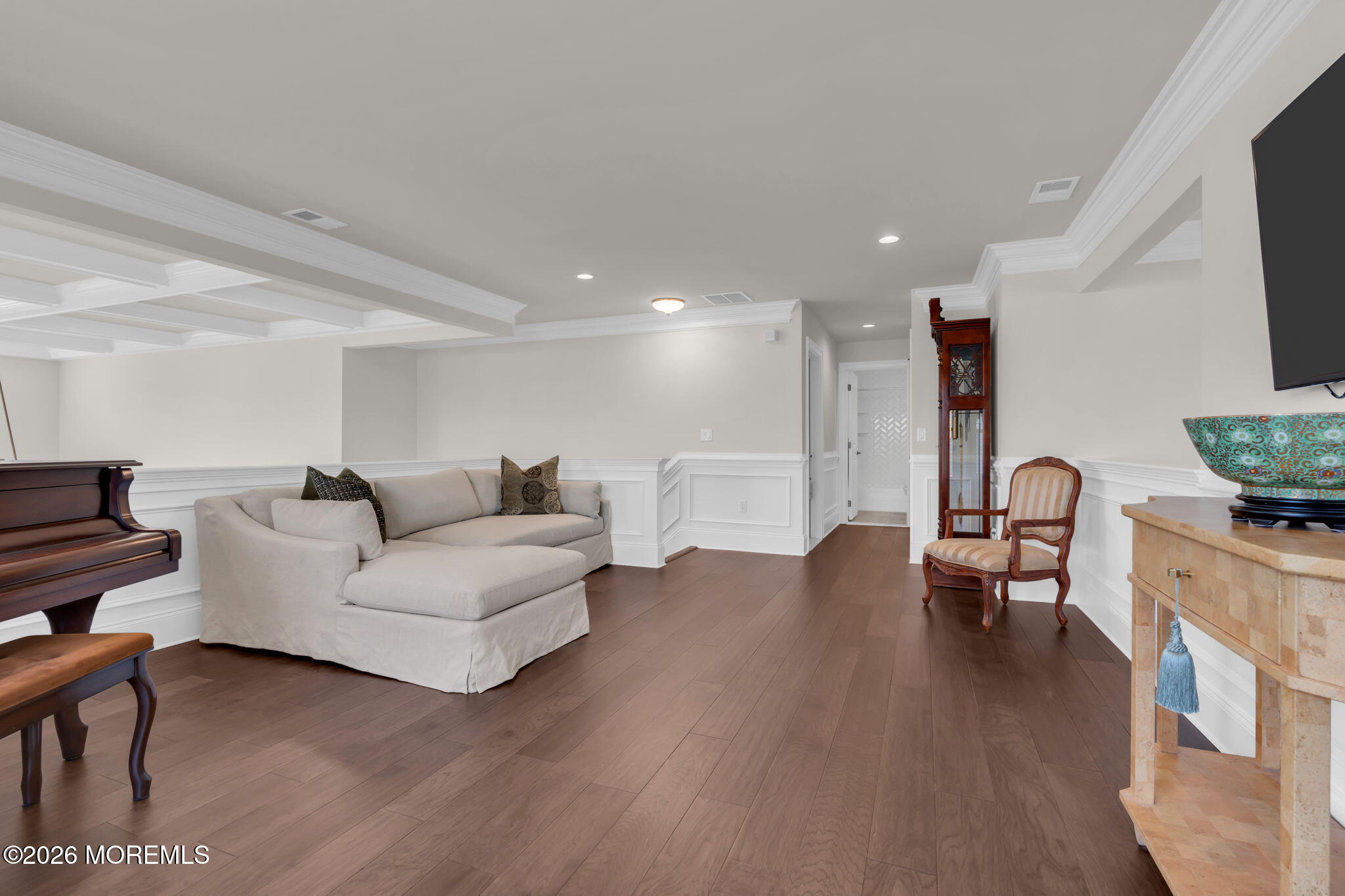 19 Wood Spring Road Farmingdale NJ 07727