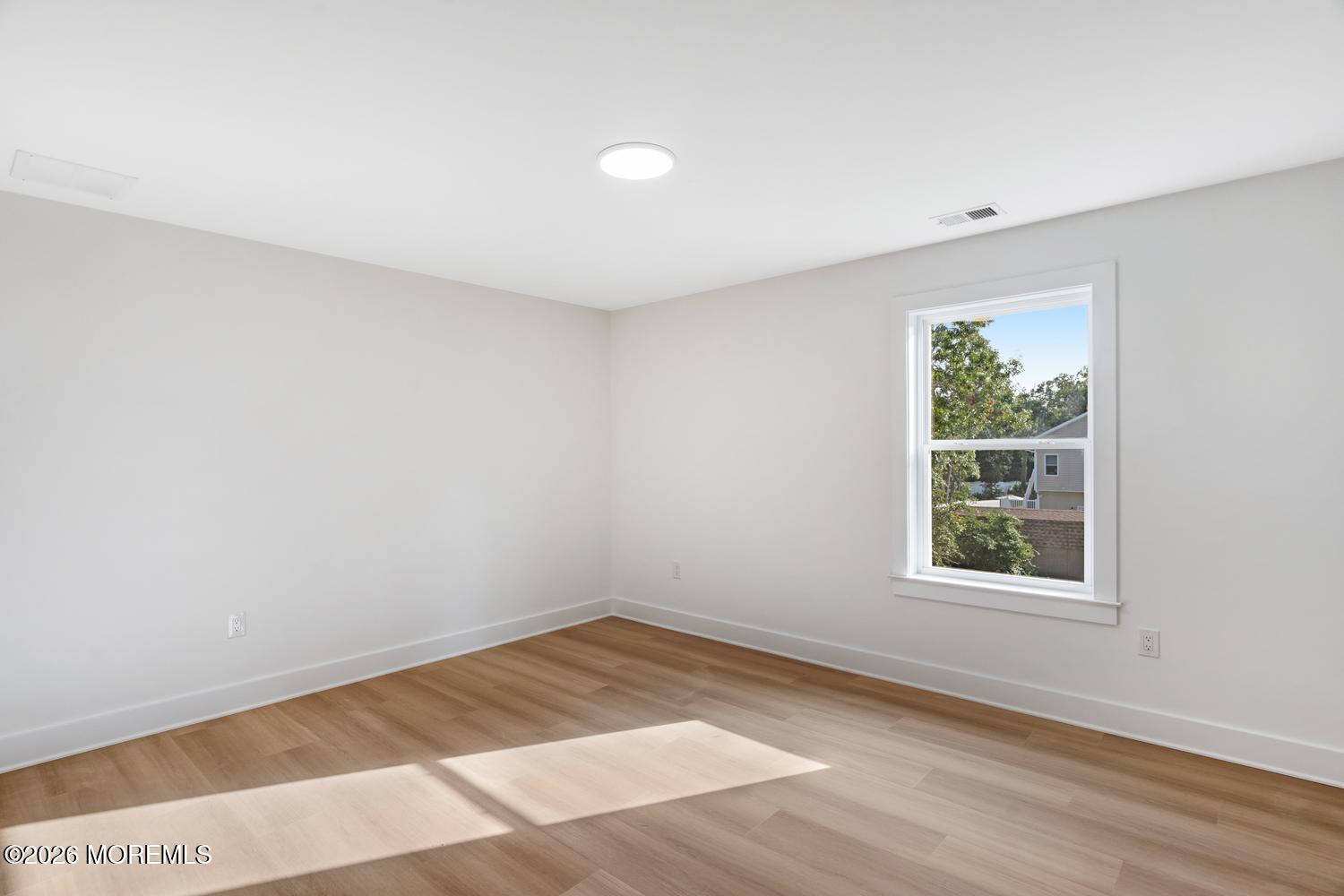 329 Arlington Avenue N Bayville NJ 08721