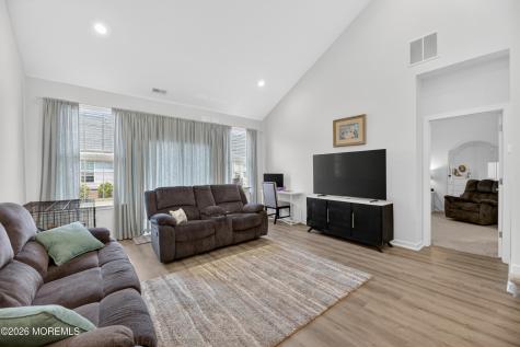 73 Aqueduct Boulevard New Egypt NJ 08533