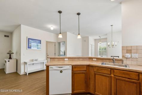 28 Fennel Court Manchester NJ 08759