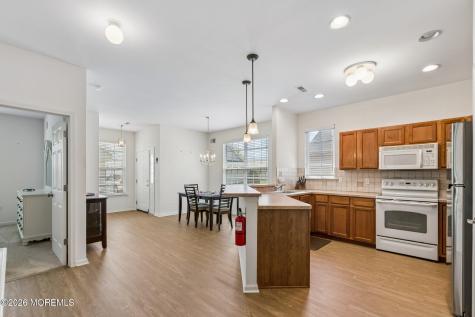 28 Fennel Court Manchester NJ 08759