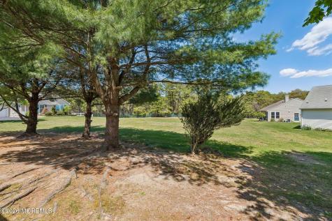 28 Fennel Court Manchester NJ 08759
