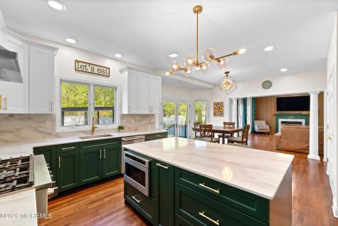 104 Autumn Road Matawan NJ 07747