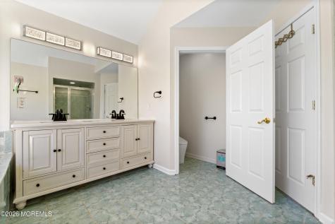 104 Autumn Road Matawan NJ 07747