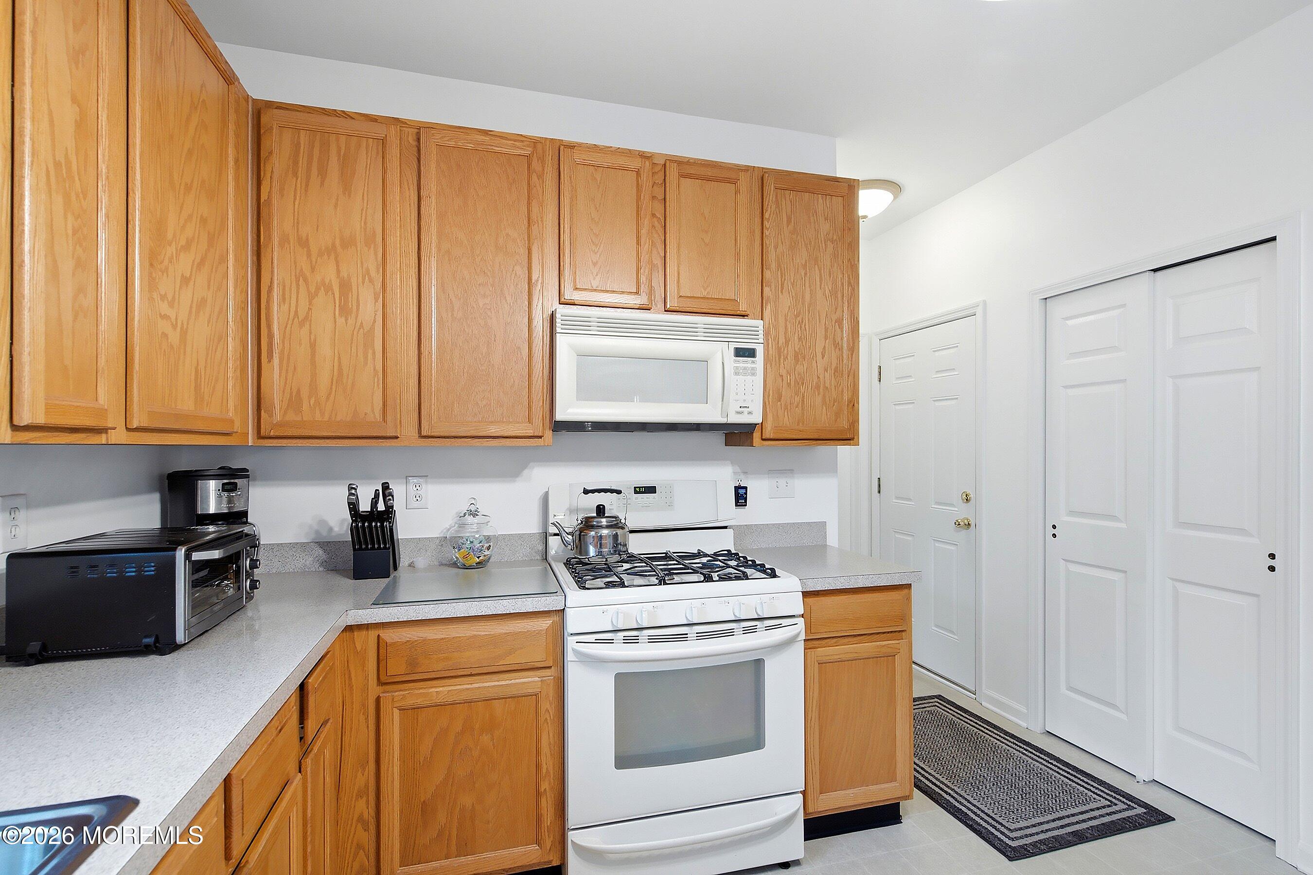 6 Mitchell Lane Jackson NJ 08527