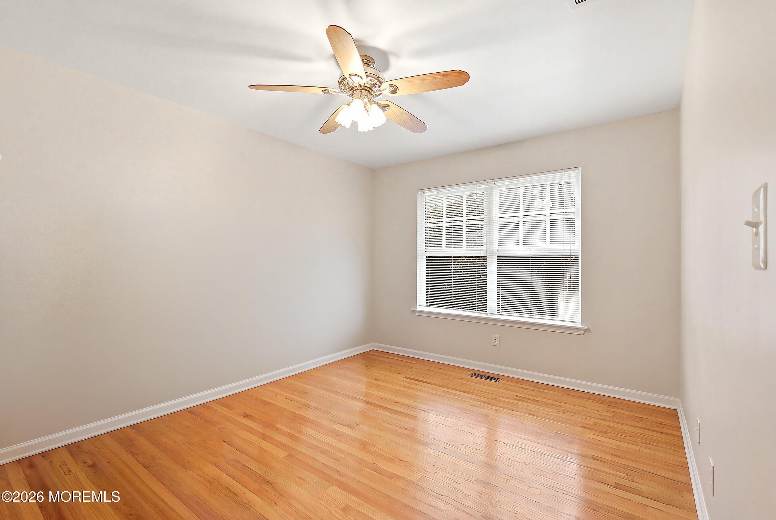 6 Mitchell Lane Jackson NJ 08527