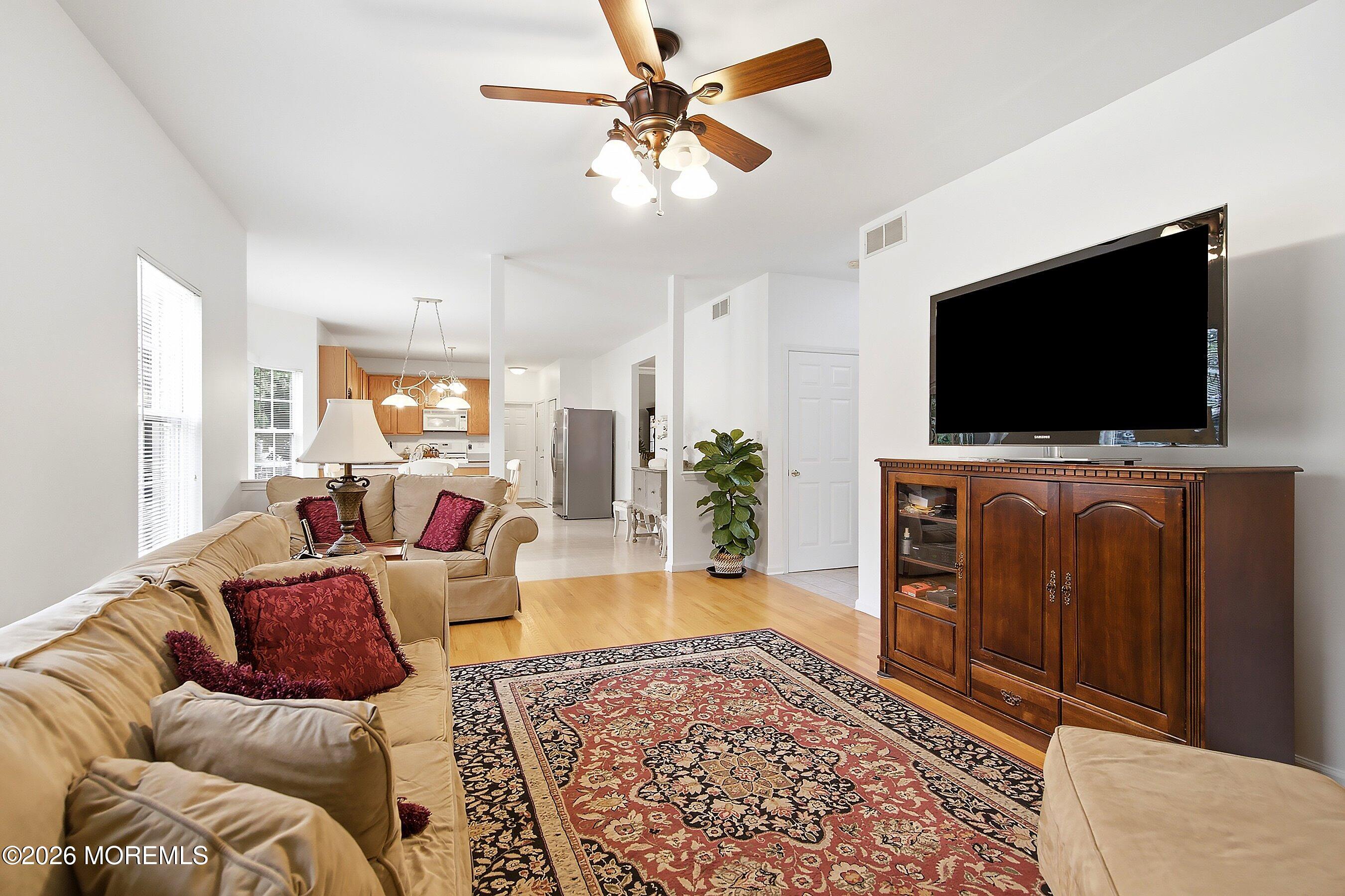 6 Mitchell Lane Jackson NJ 08527