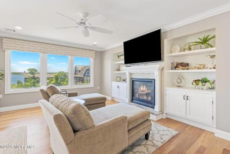 1406 Ocean Avenue Mantoloking NJ 08738