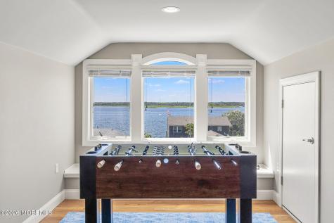 1406 Ocean Avenue Mantoloking NJ 08738