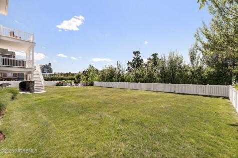 1406 Ocean Avenue Mantoloking NJ 08738