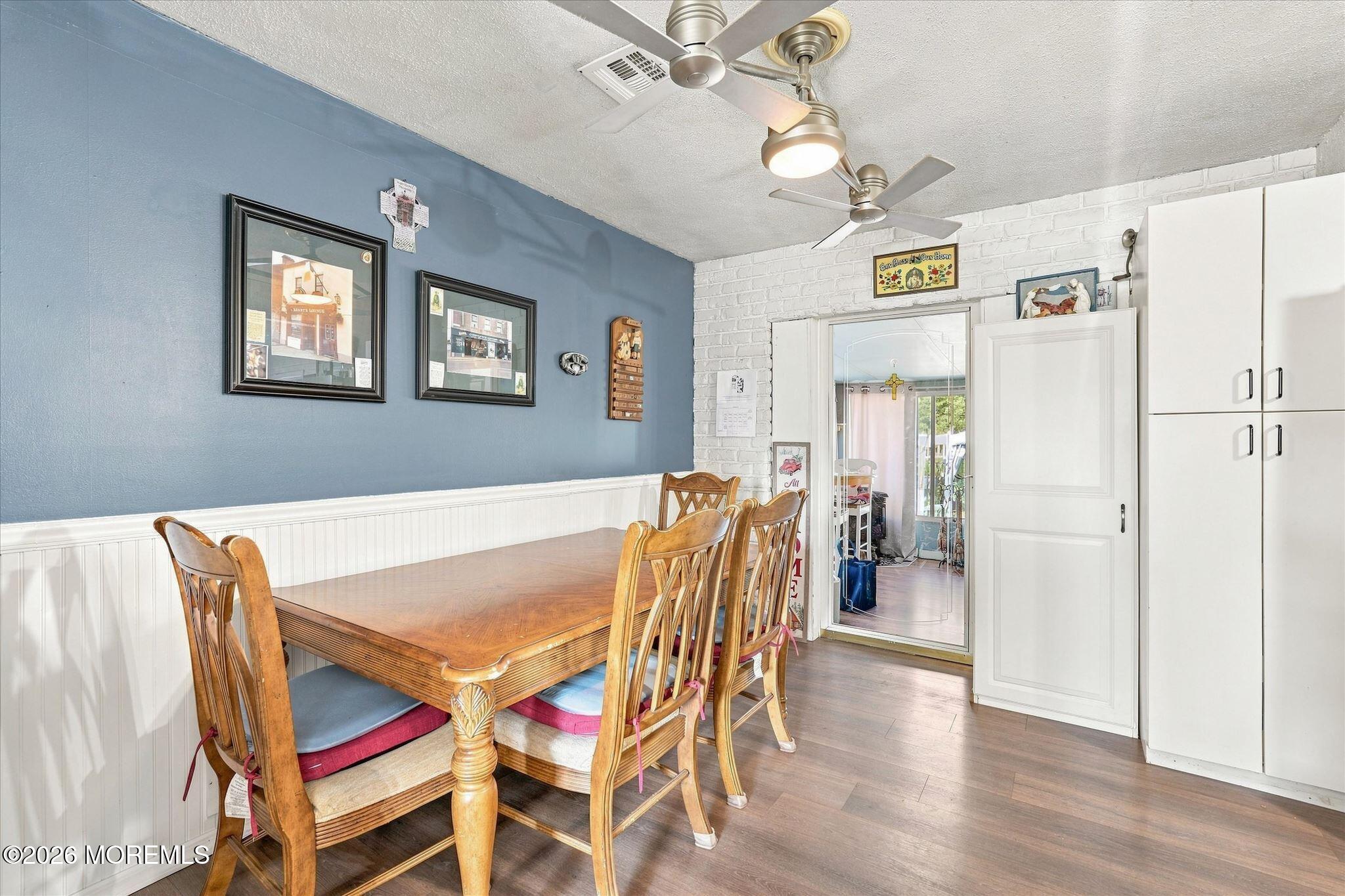 401 Applegate Avenue Toms River NJ 08757