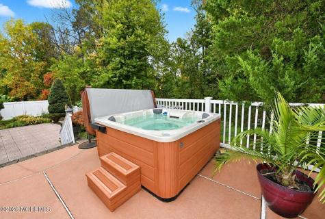 10 Sasha Court Matawan NJ 07747
