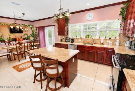10 Sasha Court Matawan NJ 07747