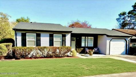 69 Chelsea Drive Manchester NJ 08759