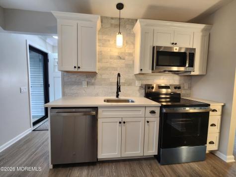 69 Chelsea Drive Manchester NJ 08759