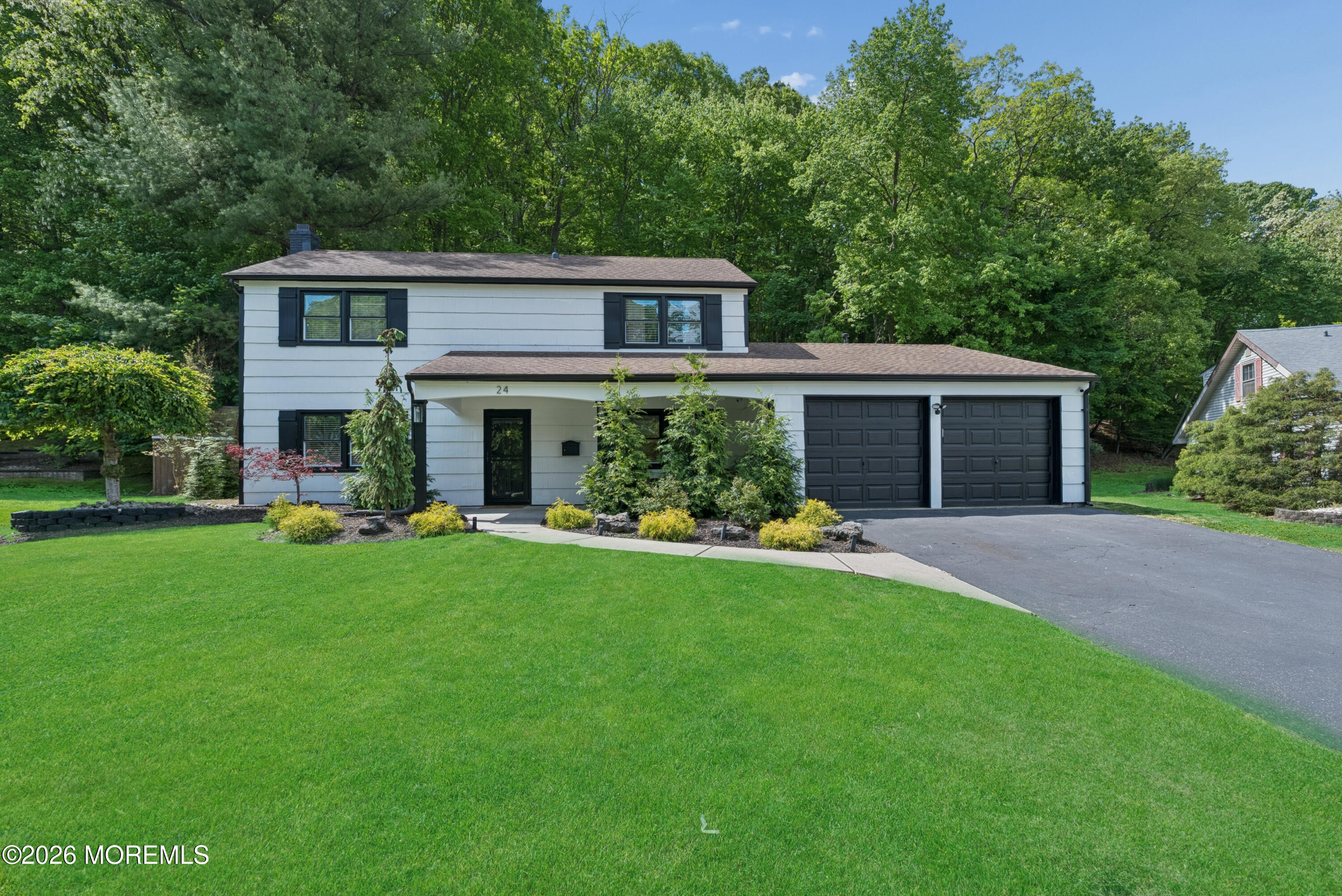 24 Jubilee Circle Aberdeen NJ 07747