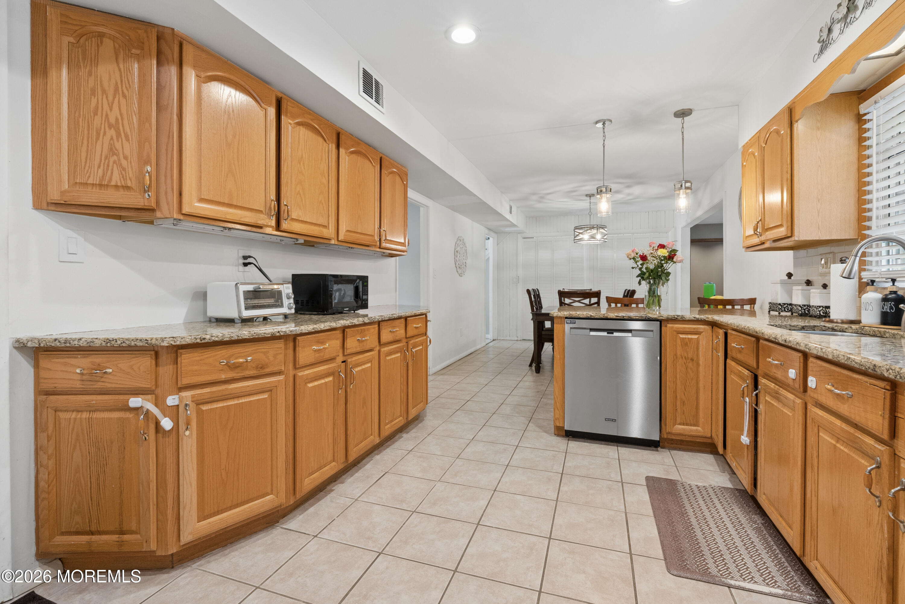 24 Jubilee Circle Aberdeen NJ 07747