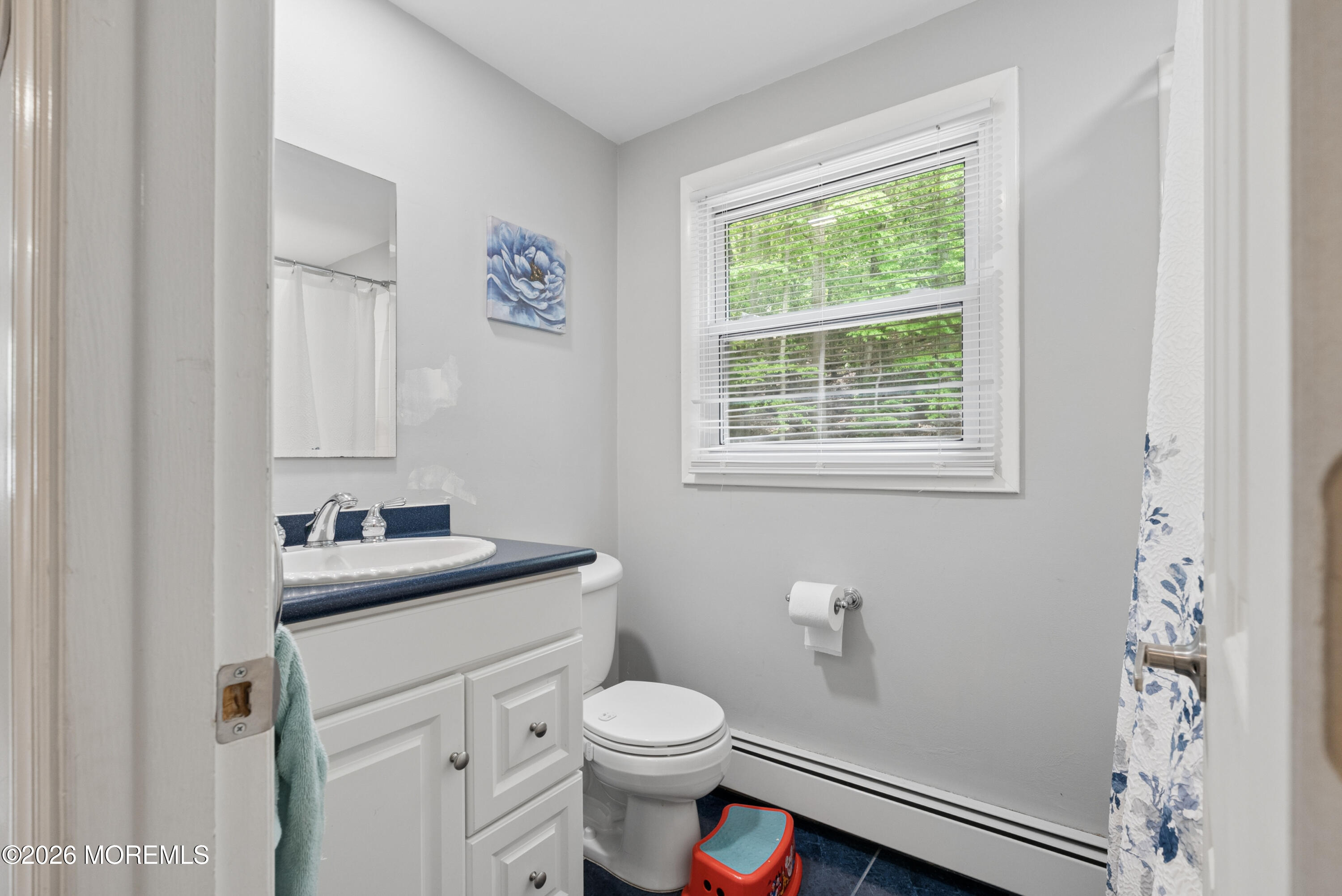 24 Jubilee Circle Aberdeen NJ 07747