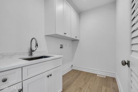 122 Squan Beach Drive Mantoloking NJ 08738