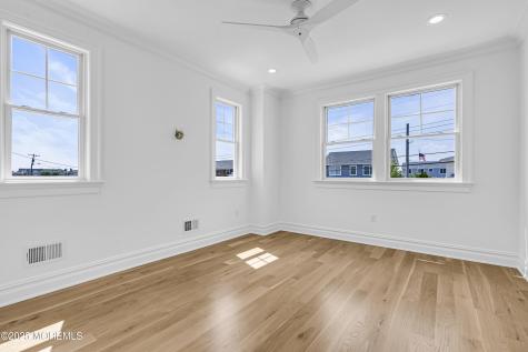 122 Squan Beach Drive Mantoloking NJ 08738