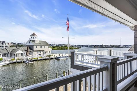 122 Squan Beach Drive Mantoloking NJ 08738
