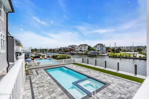 122 Squan Beach Drive Mantoloking NJ 08738