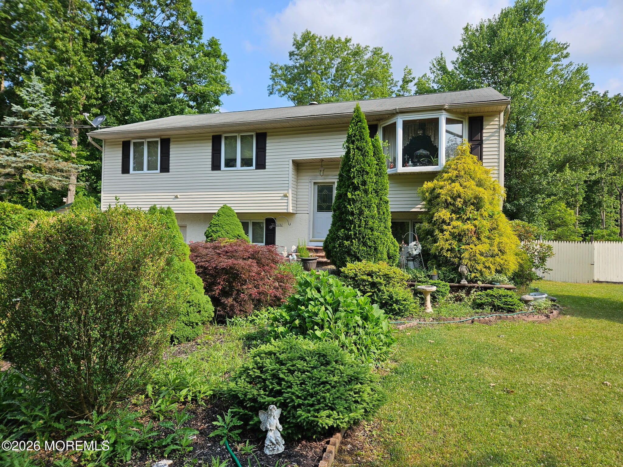 646 Salem Avenue Franklinville NJ 08322