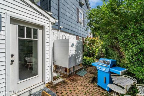 14 Bay Street Highlands NJ 07732