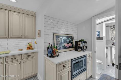 14 Bay Street Highlands NJ 07732